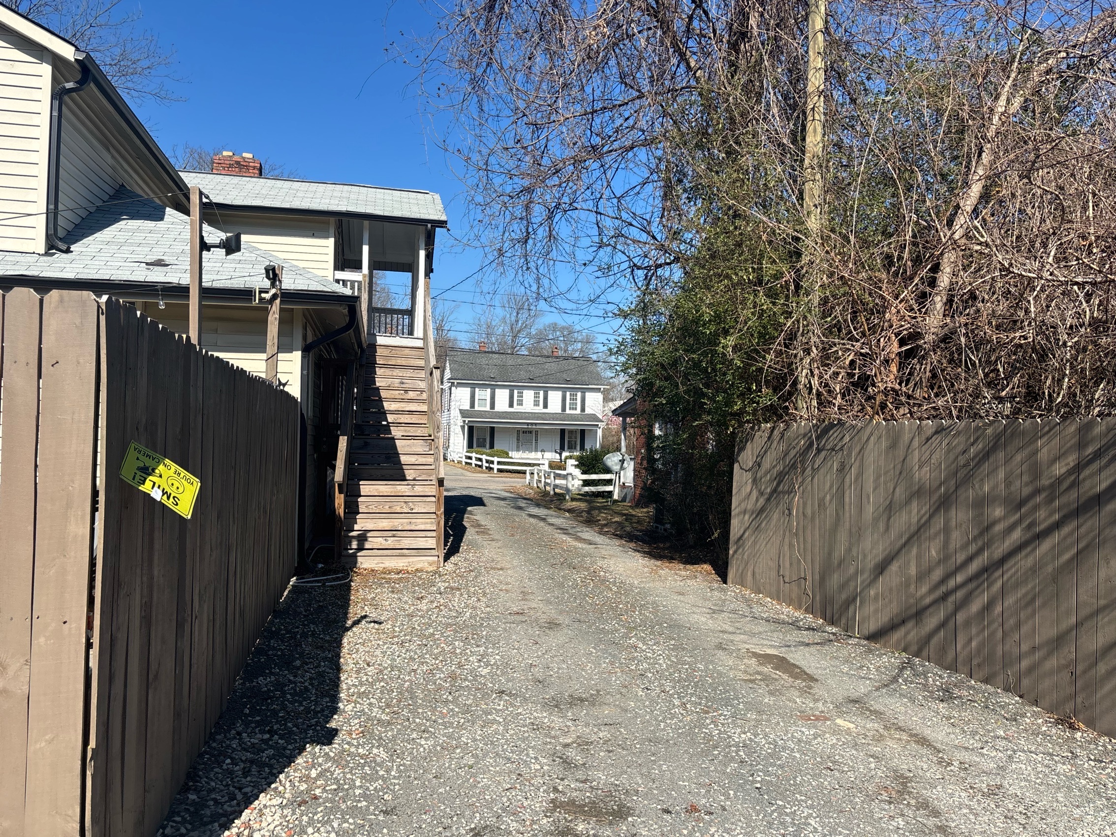 804 Holloway Street - 2