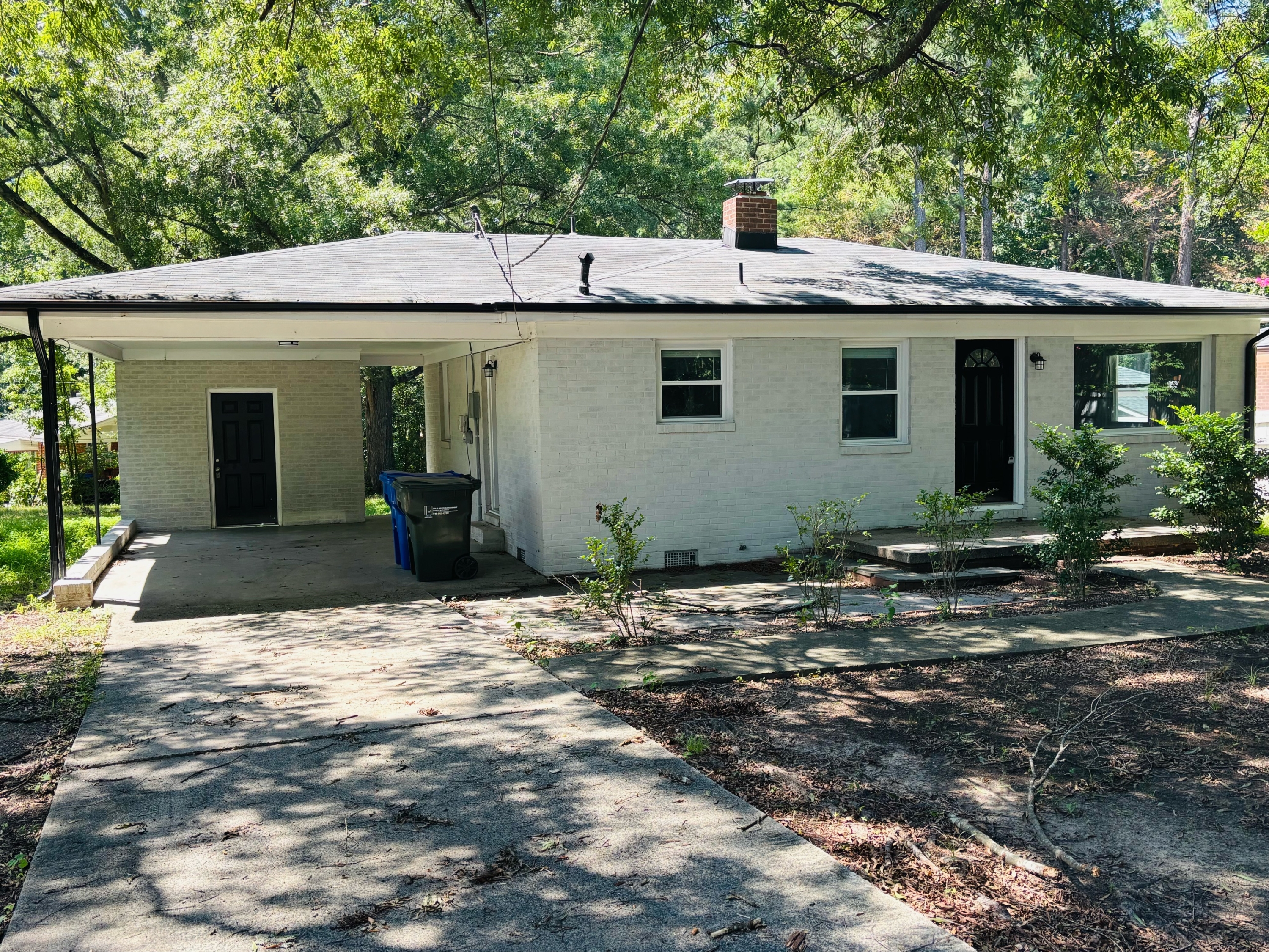 626 South Hoover Road